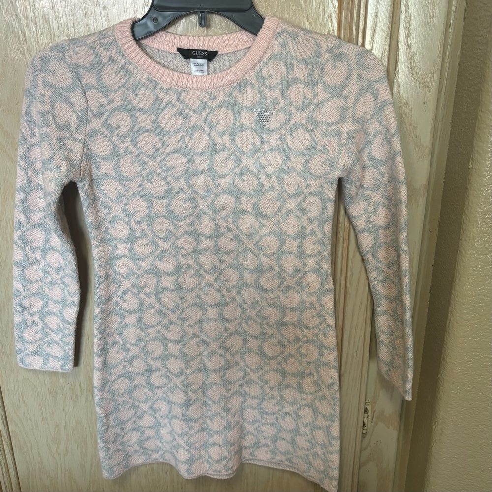 Guess‎ Pink and Gray Crew Neck Sweater
